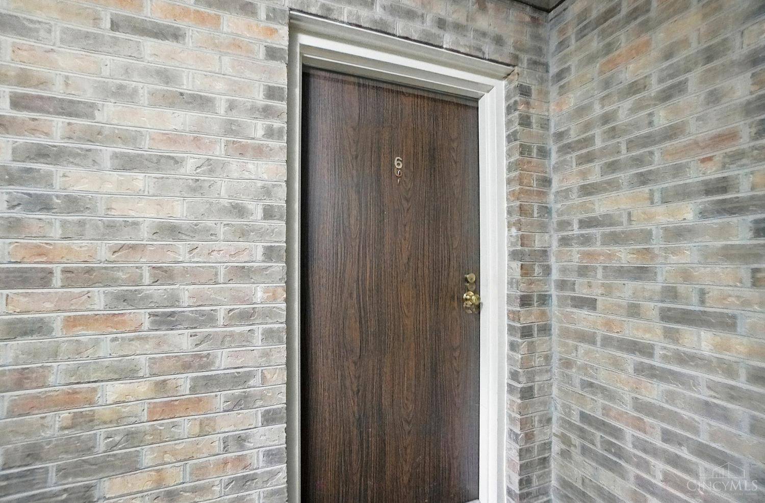 North College Hill, OH 45231,1544 W Galbraith Rd #306