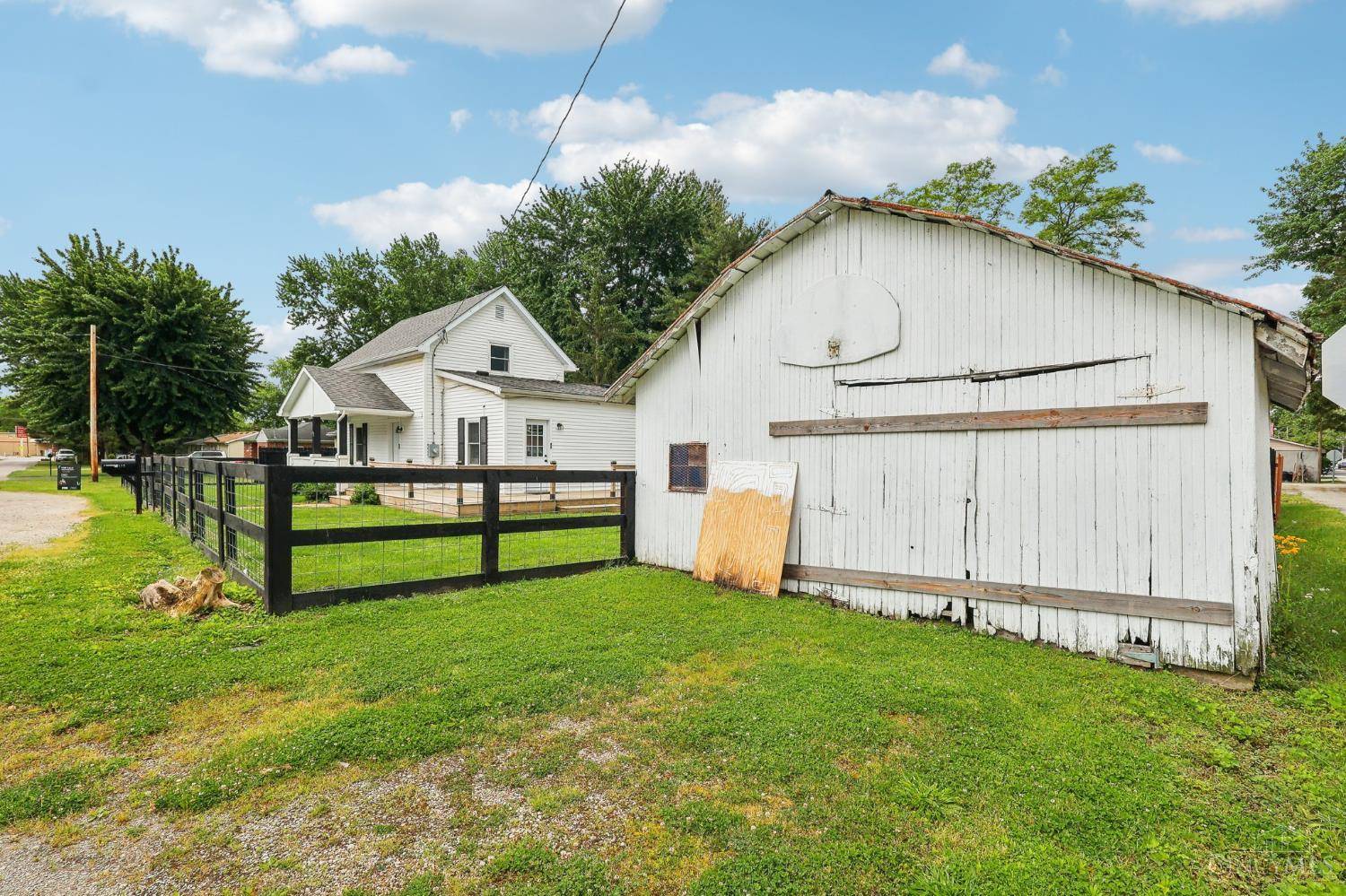 Blanchester, OH 45107,112 S Supinger St