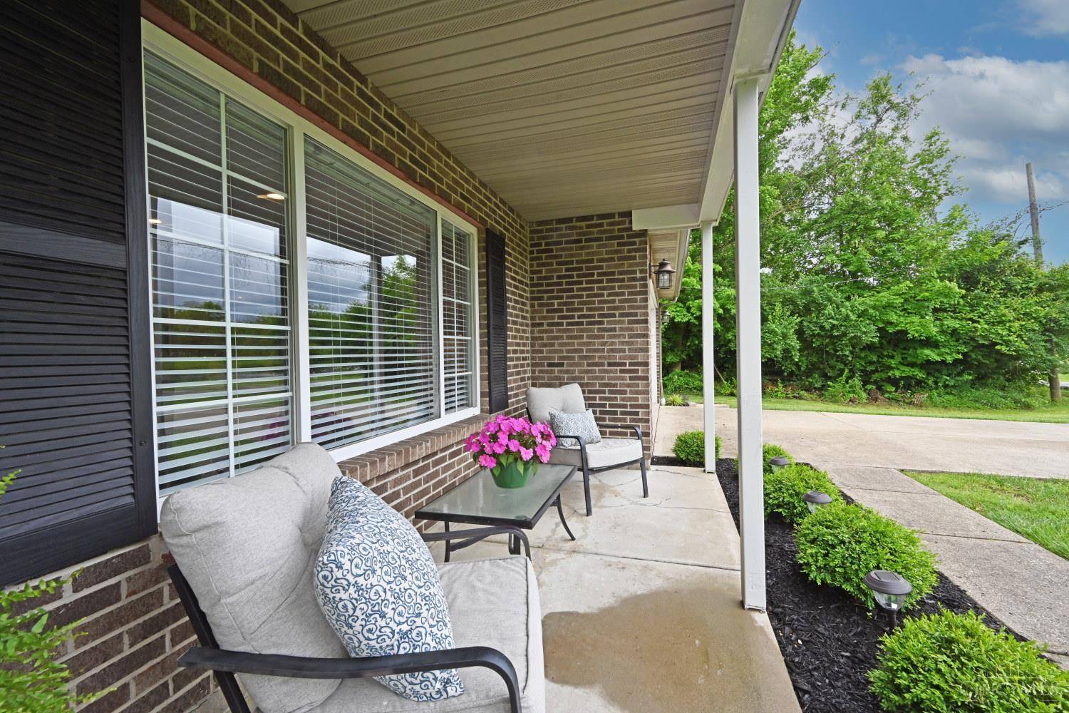 Amelia, OH 45102,3481 E Lakeview Dr