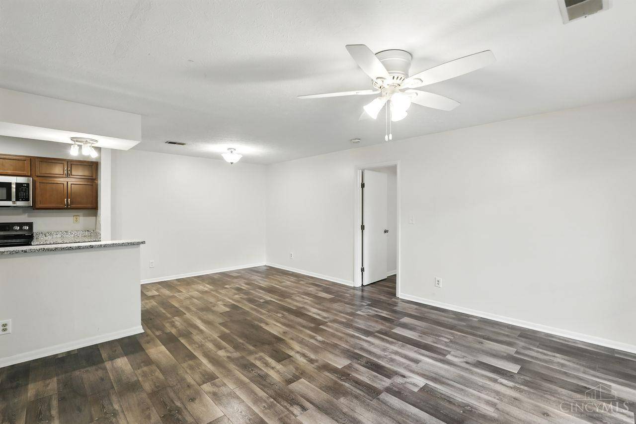 West Chester, OH 45069,8831 Eagleview Dr