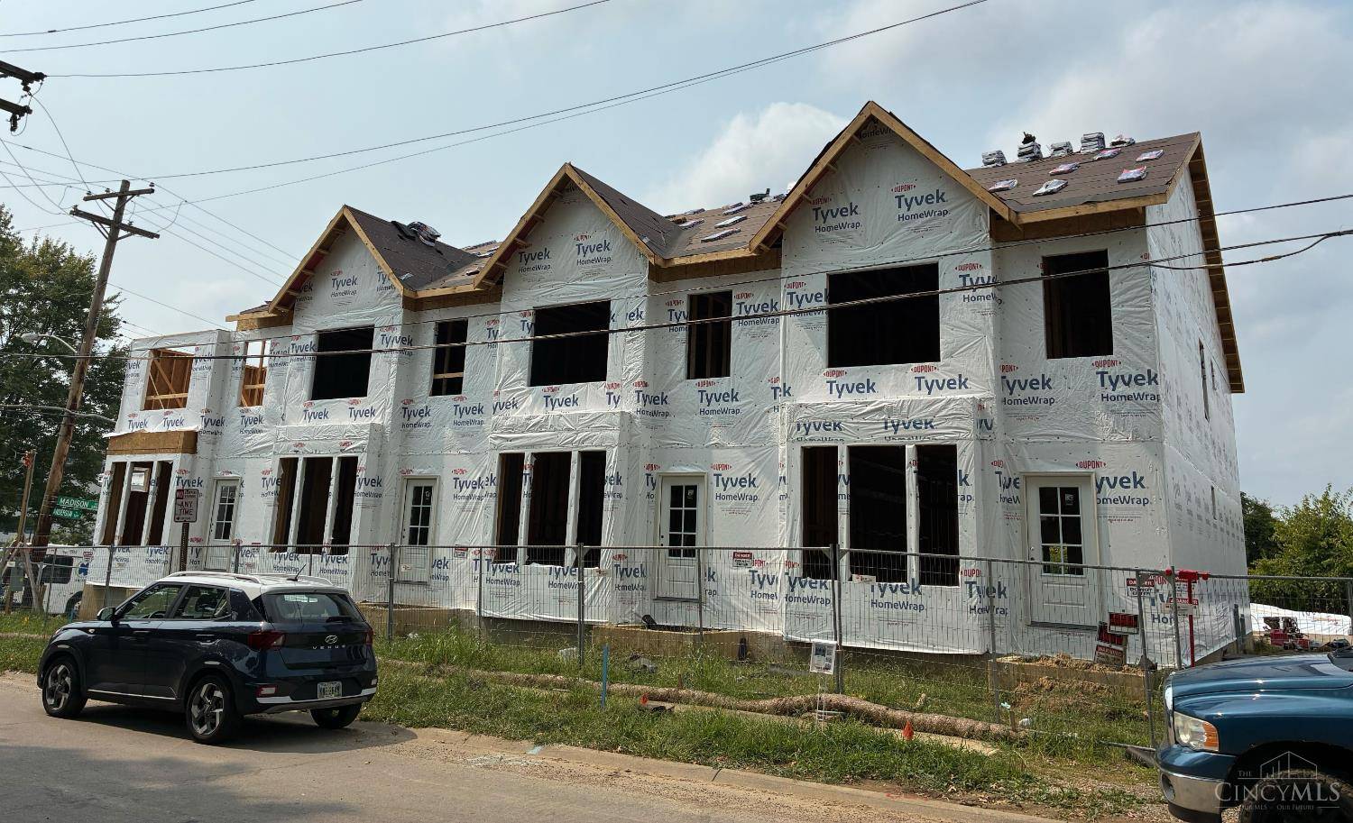 Cincinnati, OH 45227,5007 Anderson Pl #5