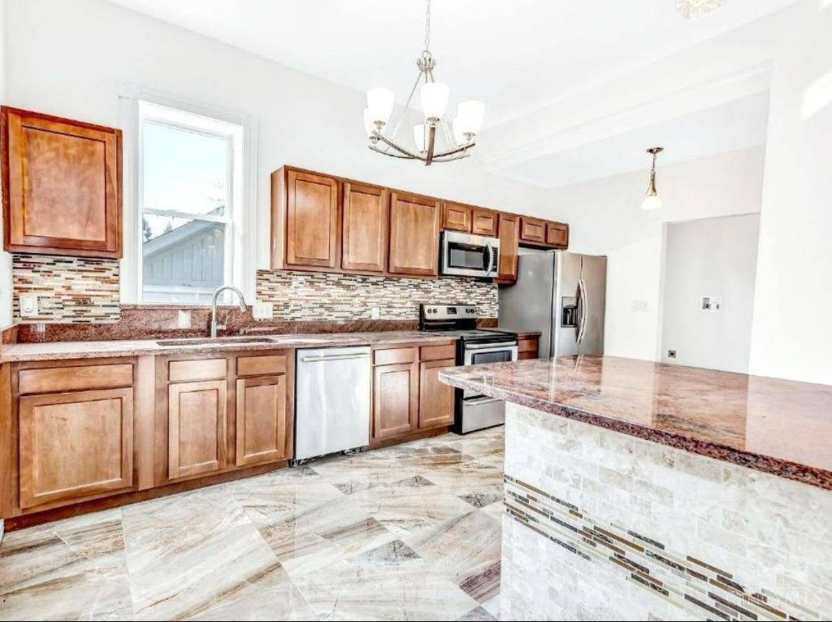 Norwood, OH 45212,4317 Smith Rd