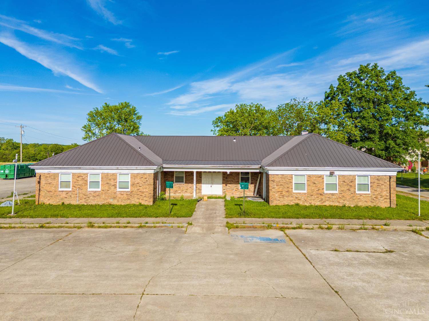 Peebles, OH 45660,34 S Nixon Ave