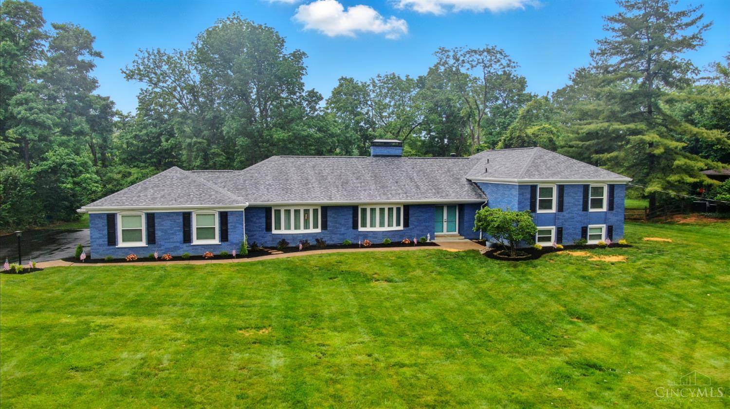 Amberley, OH 45236,8415 Crestdale Ct