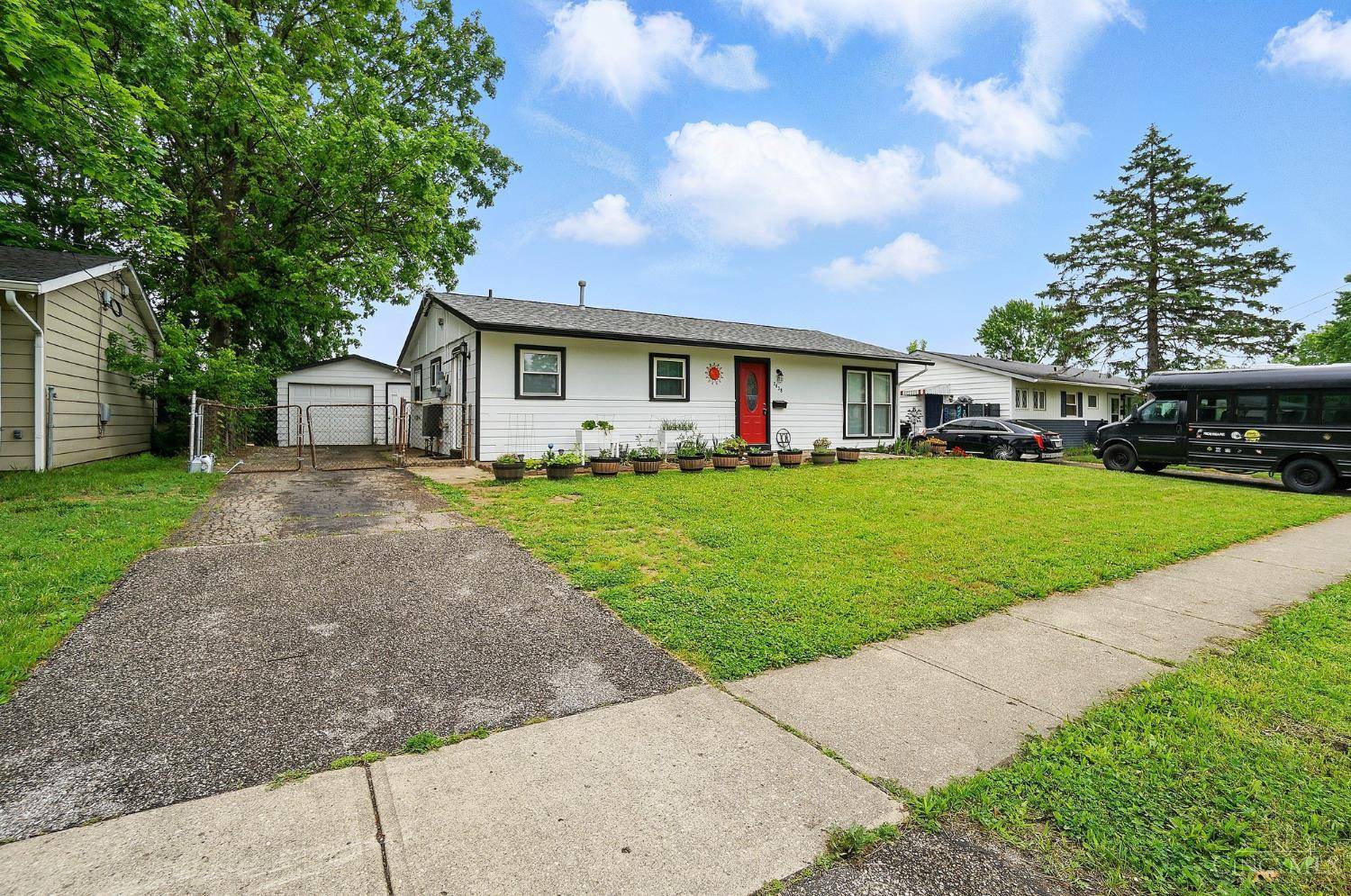 Colerain Twp, OH 45231,2638 Adams Rd