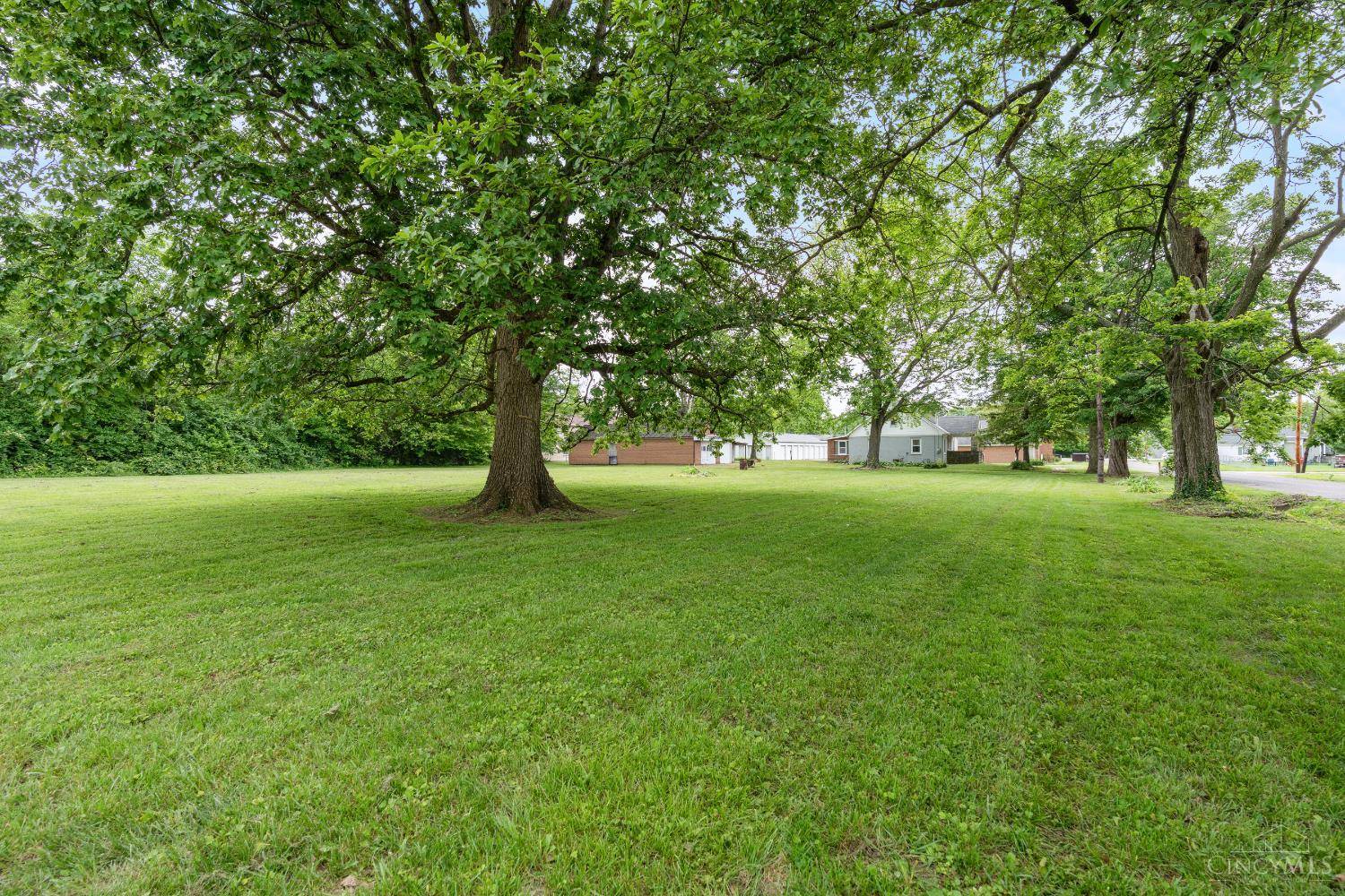 Blanchester, OH 45107,221 S Vine St