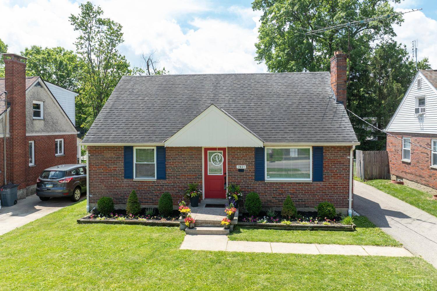 Madeira, OH 45243,7821 Locust Ln