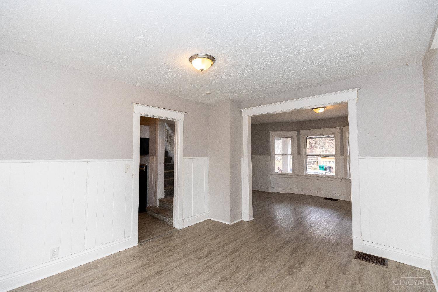 Cincinnati, OH 45207,1617 Clarewood Ave