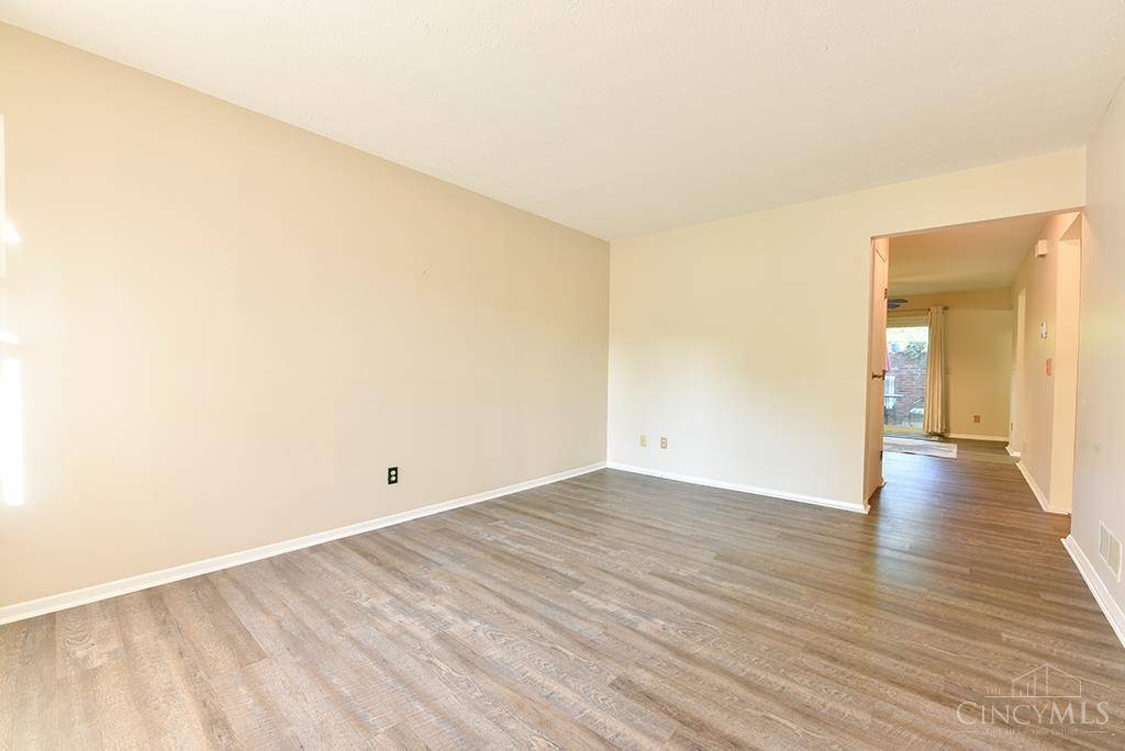 Union Twp, OH 45255,457 Courtland Pl #28D