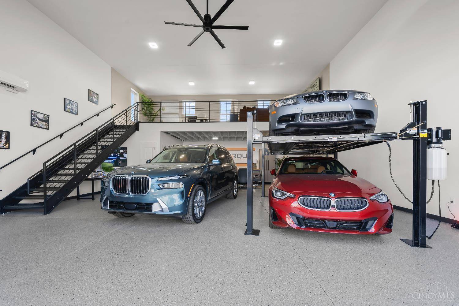 Cincinnati, OH 45209,4477 Thirty Fourth Ave #10