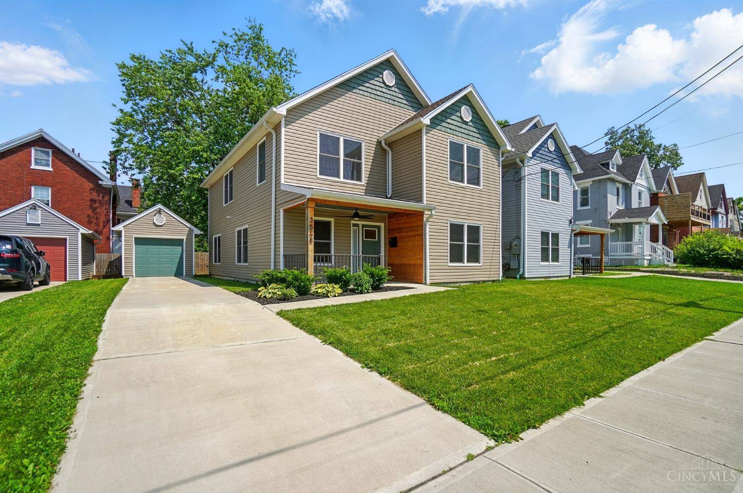 Cincinnati, OH 45207,3568 Bevis Ave