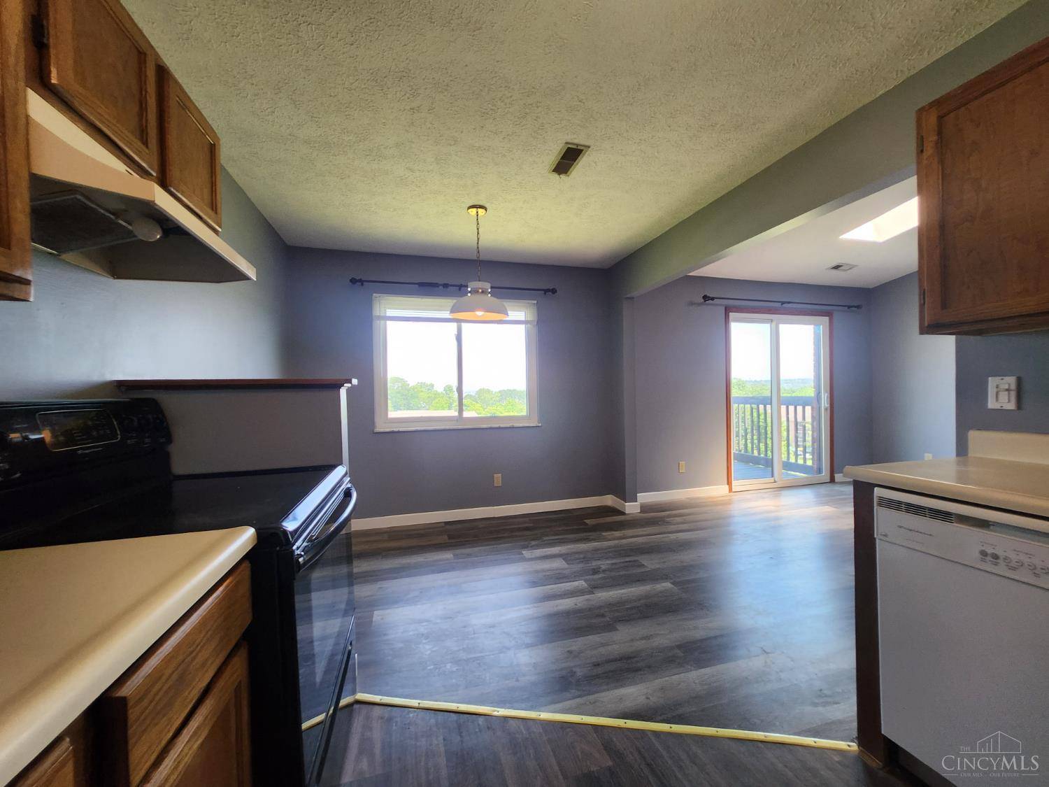 West Chester, OH 45011,9489 Woodland Hills Dr