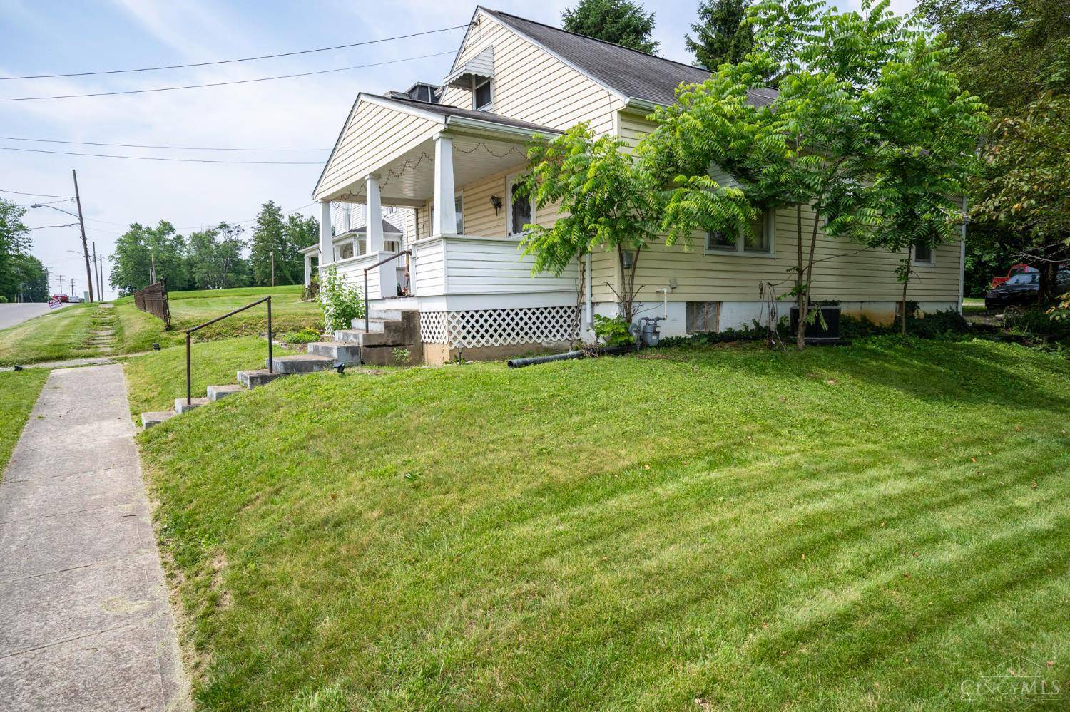 Liberty Twp, OH 45133,607 South High Street St