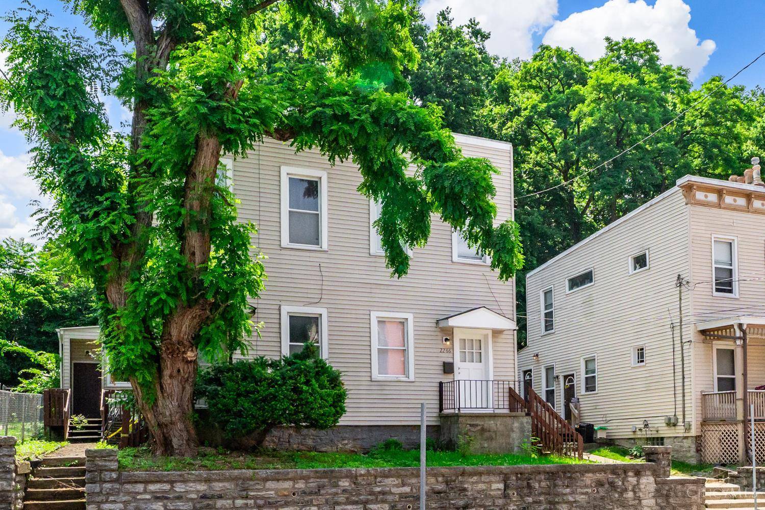 Cincinnati, OH 45219,2266 Loth St
