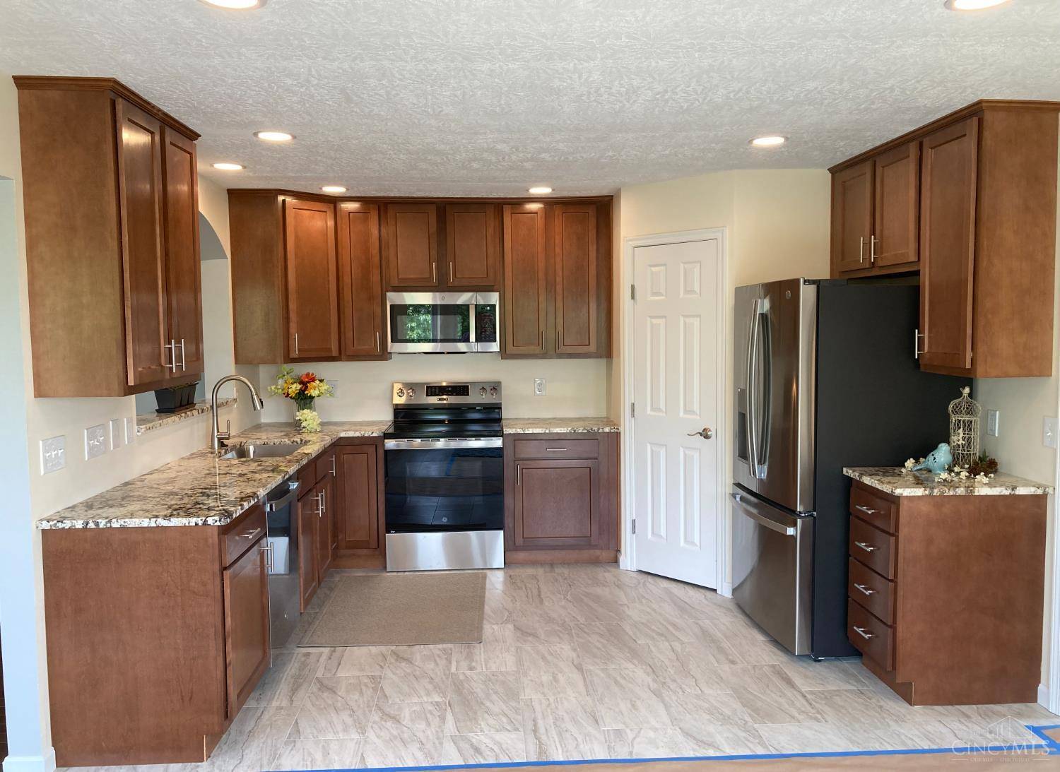 New Richmond, OH 45157,222 Lights Pointe Ct