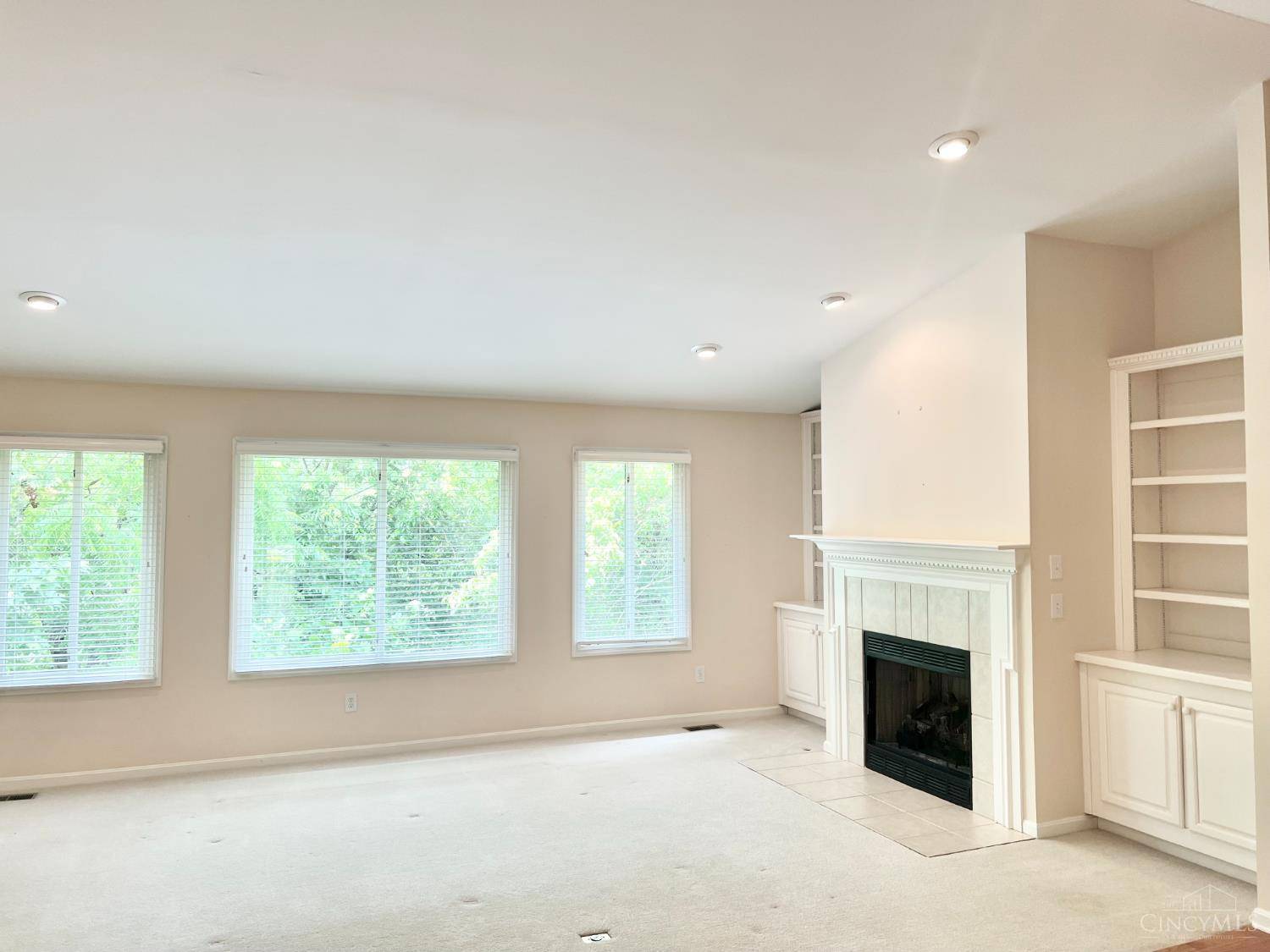 Milford, OH 45150,335 Miami Lakes Dr