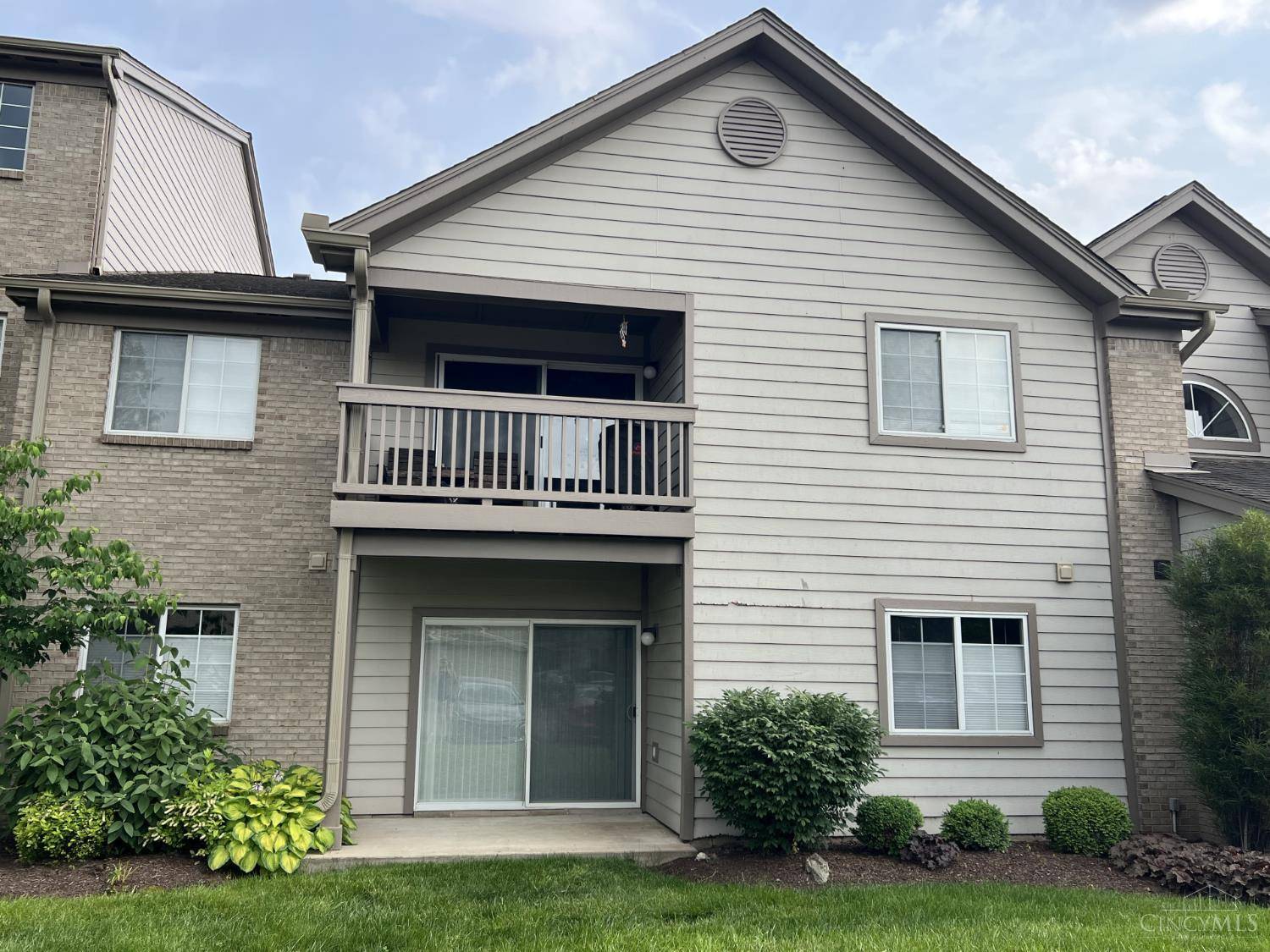 West Chester, OH 45069,8517 Breezewood Ct #101