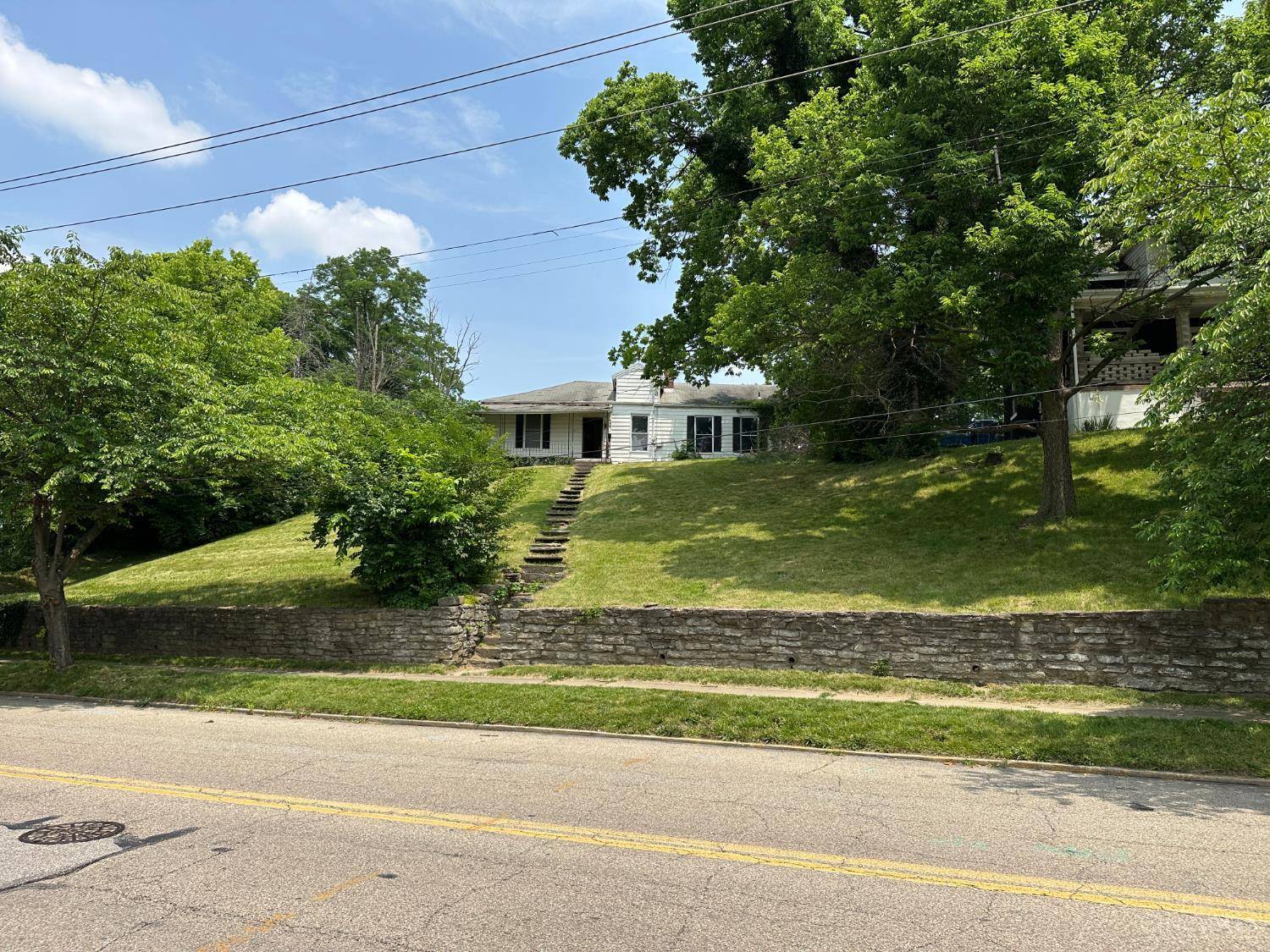 Lockland, OH 45215,218 Lock St