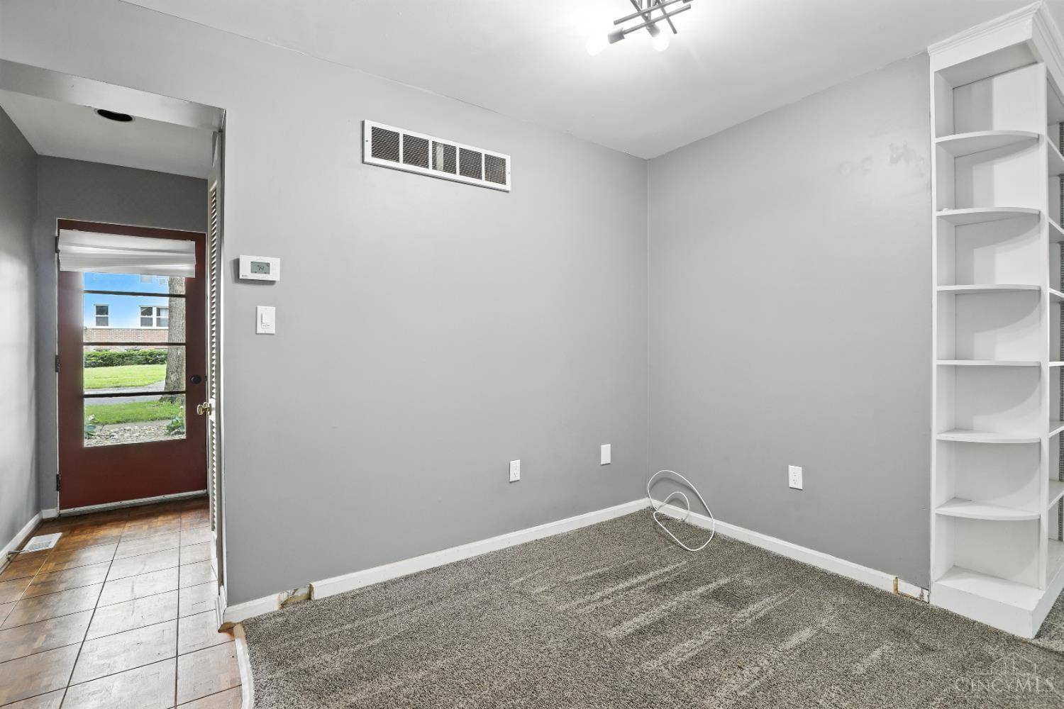 Greenhills, OH 45218,110 Burley Cir