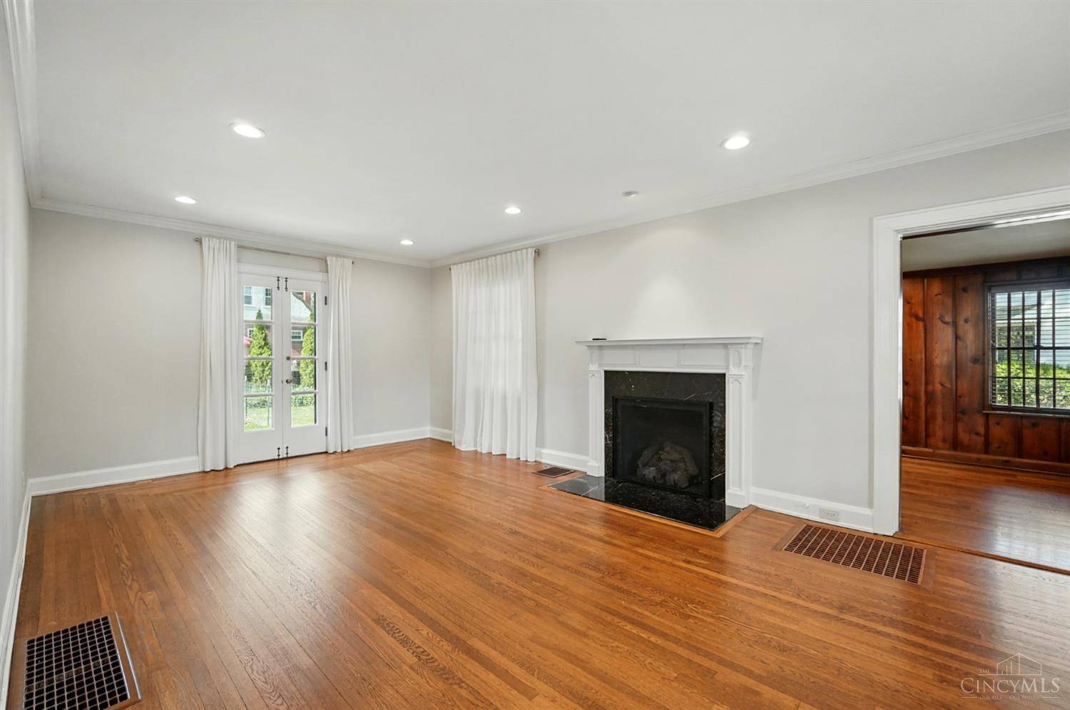 Cincinnati, OH 45208,3828 Broadview Dr