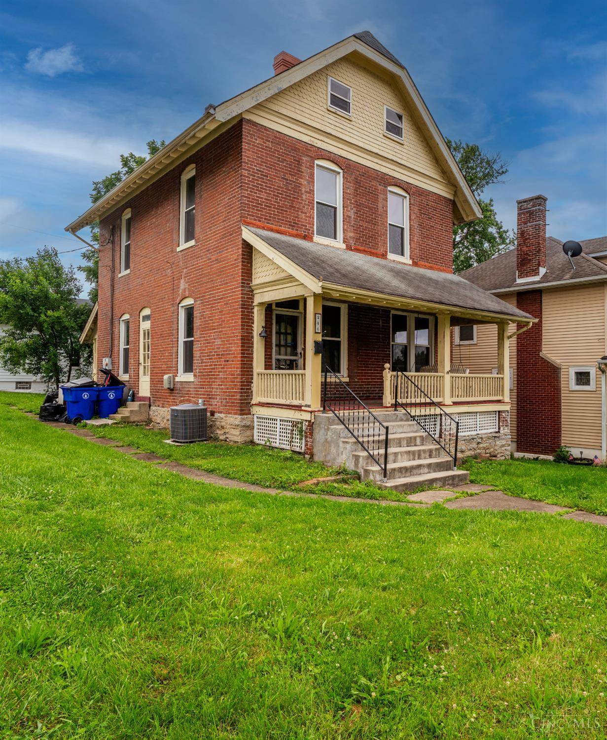 Hamilton, OH 45013,246 N D St
