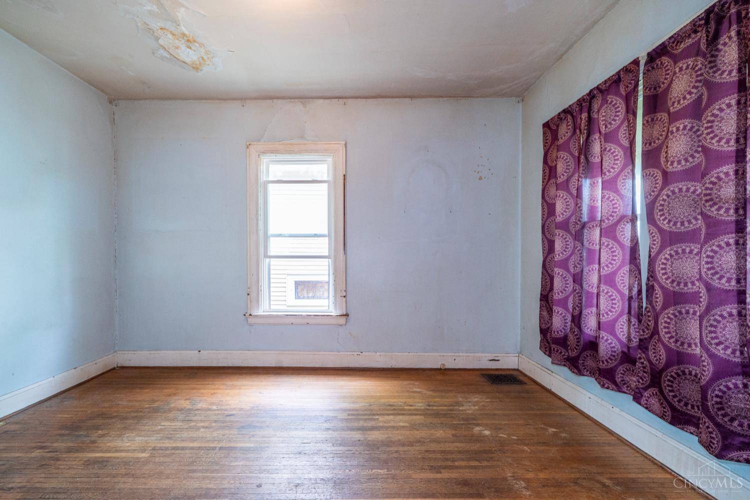 Hamilton, OH 45013,246 N D St