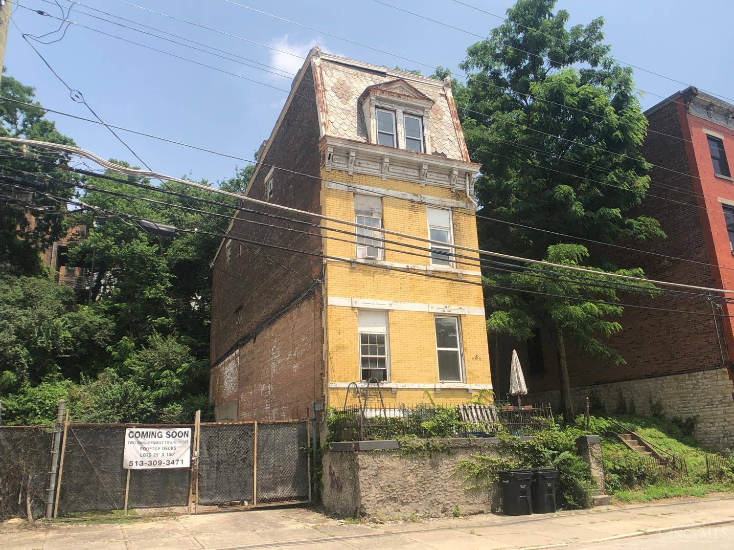 Cincinnati, OH 45214,458 W McMicken Ave
