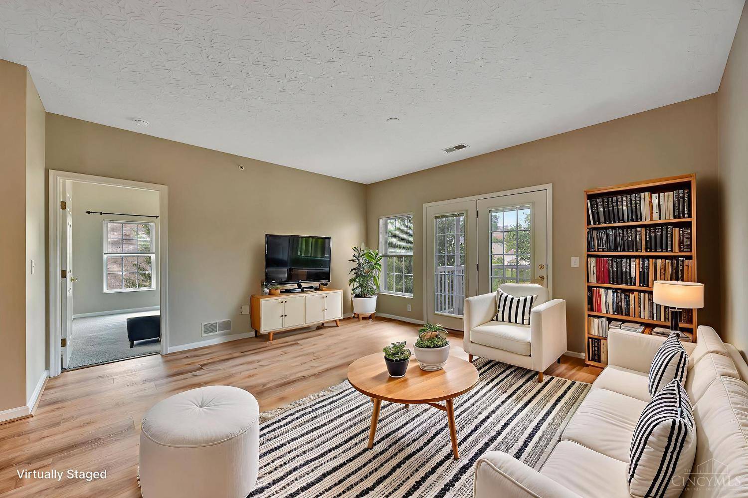 Green Twp, OH 45248,5461 Michelles Oak Ct #F