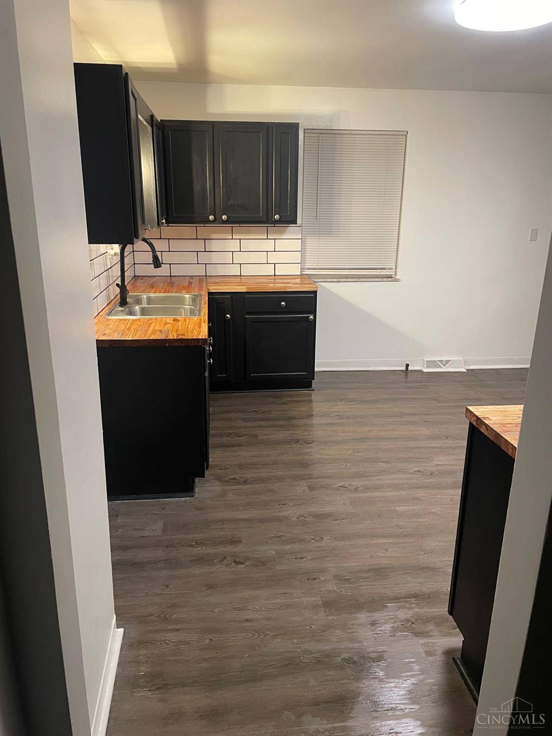 Cincinnati, OH 45211,3369 Ninann Ct