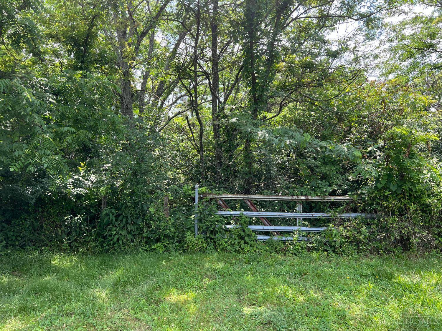 Manchester, OH 45144,805 Wilma Ln