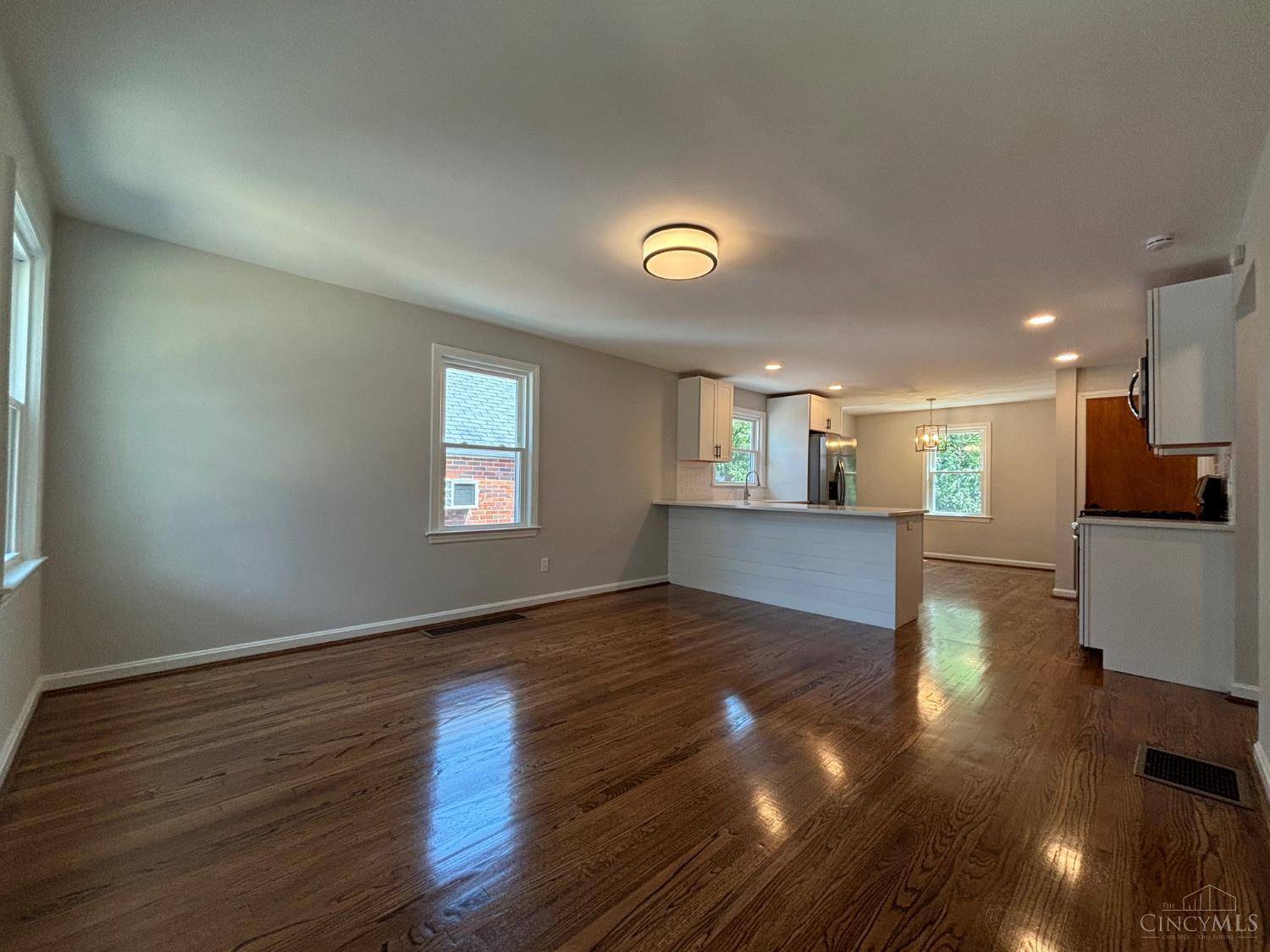 Cincinnati, OH 45227,6721 Bramble Ave