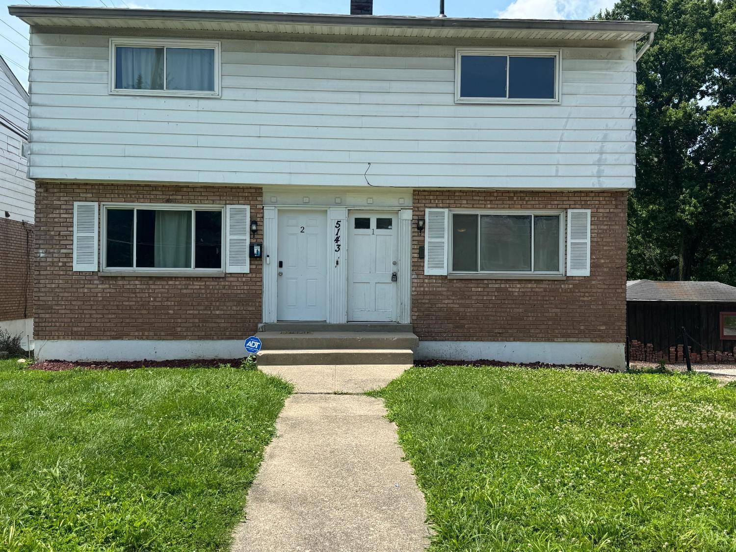 Cincinnati, OH 45223,5143 Colerain Ave