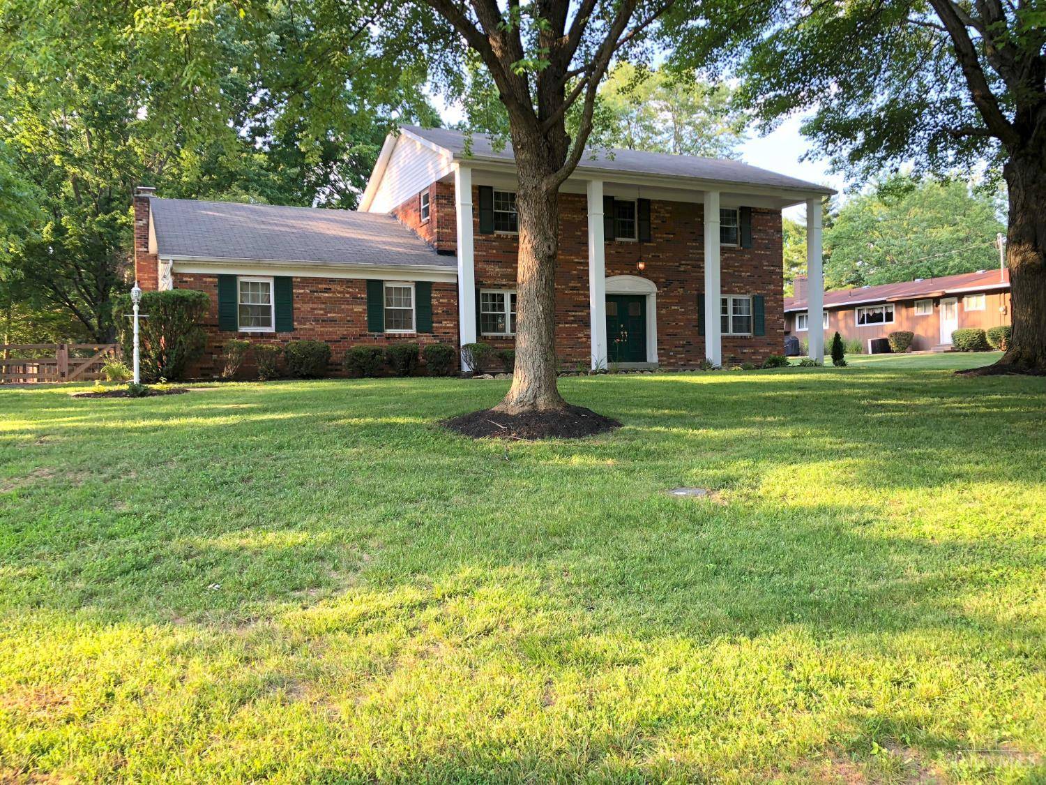 Montgomery, OH 45242,8152 Traverse Ct