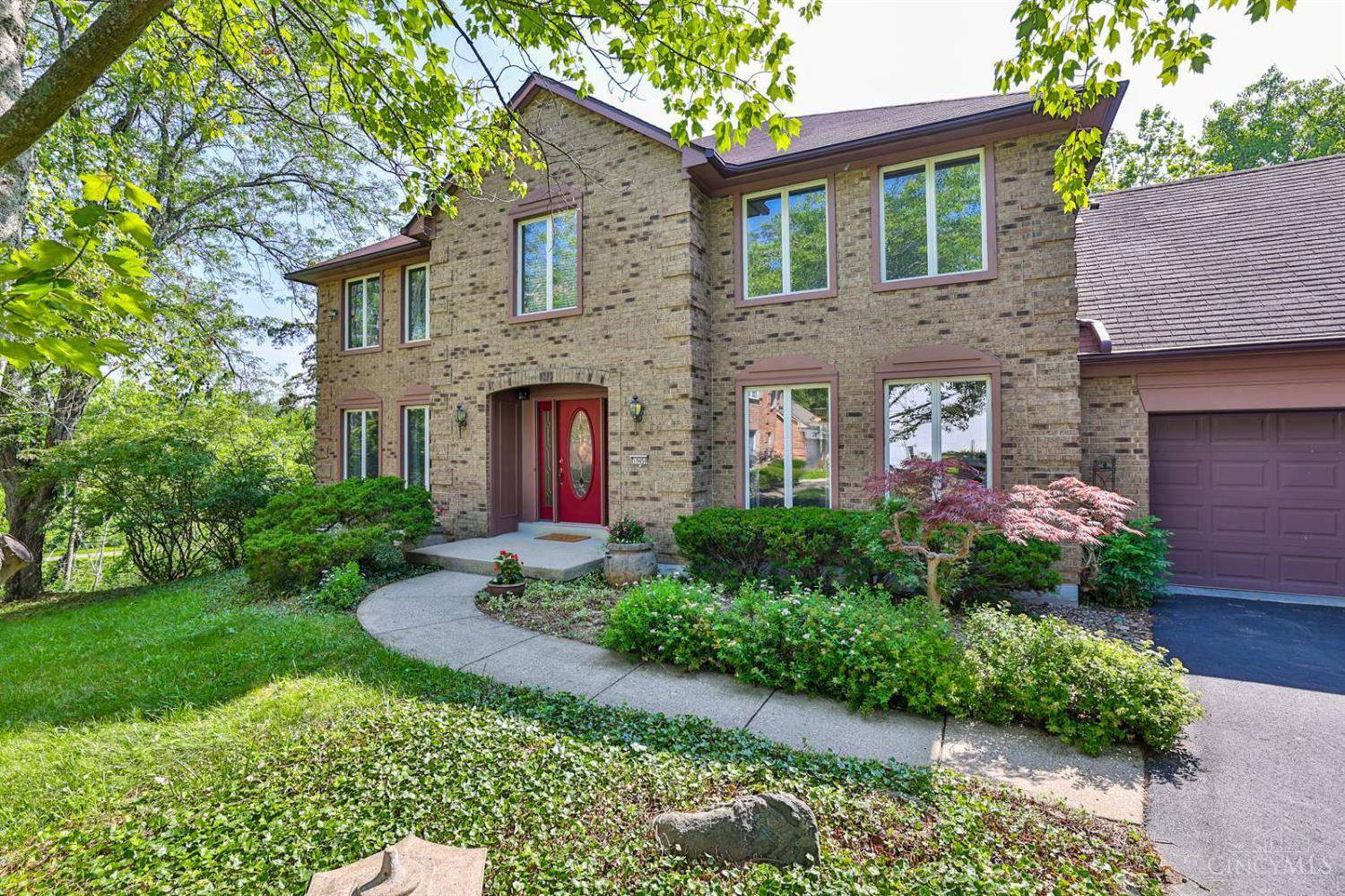 Cincinnati, OH 45242,10450 Grandoaks Ln