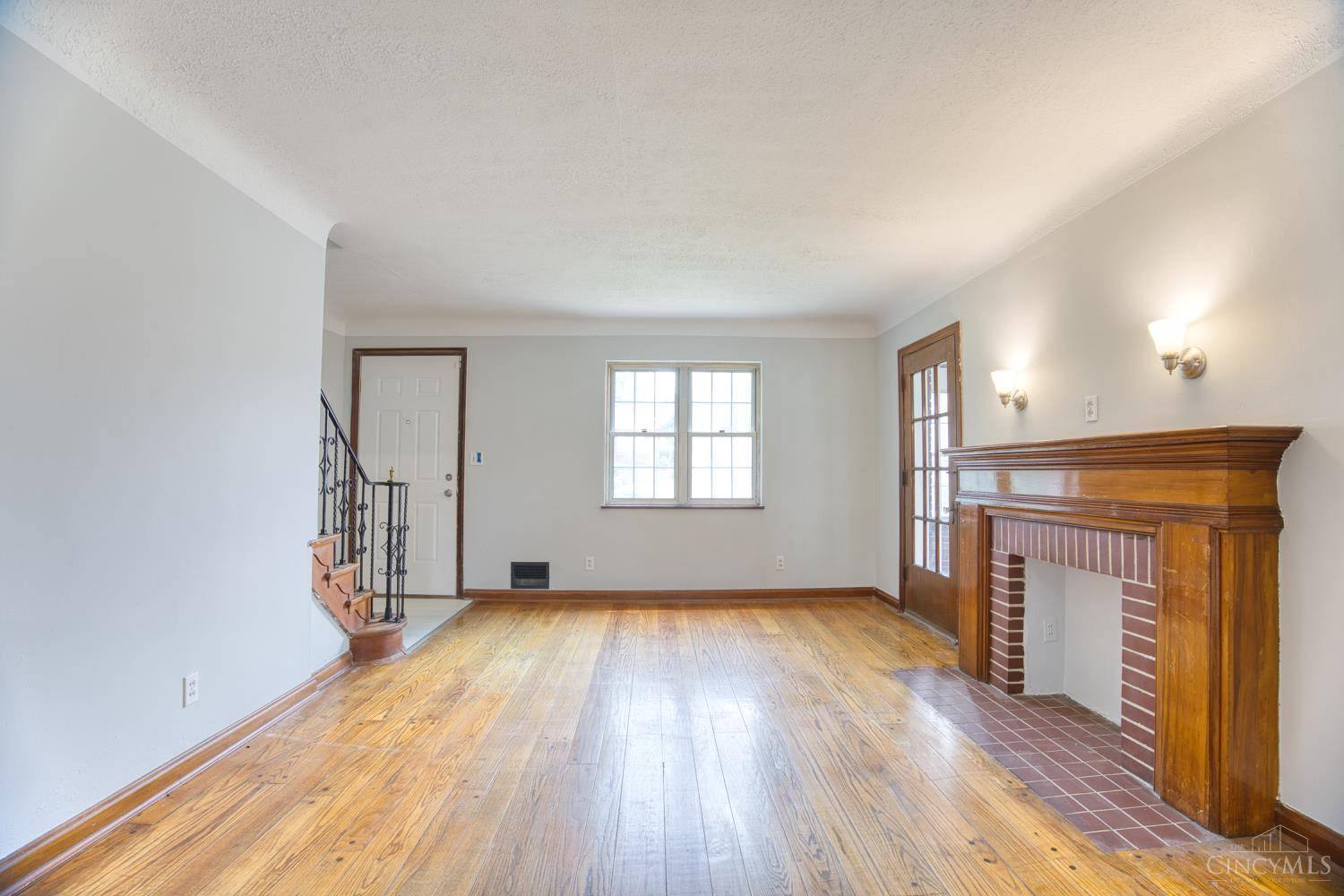 Golf Manor, OH 45237,2512 Losantiville Ave