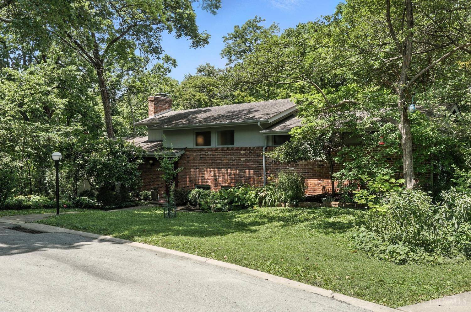 Cincinnati, OH 45206,1943 Gregory Ln