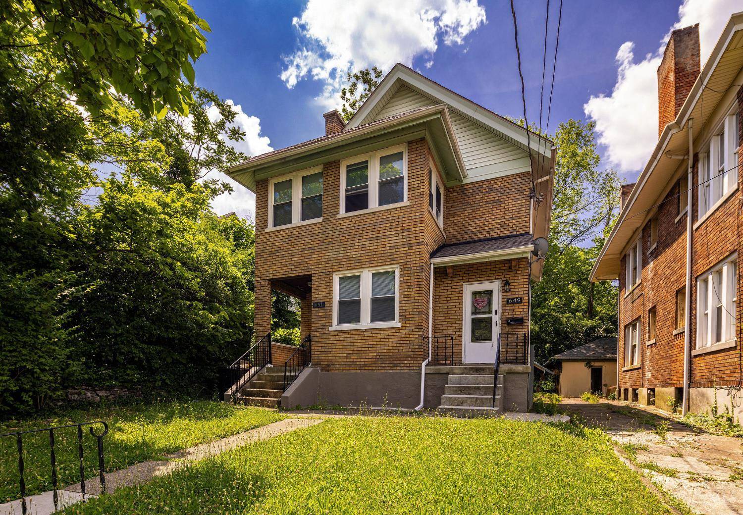 Cincinnati, OH 45229,649 Glenwood Ave