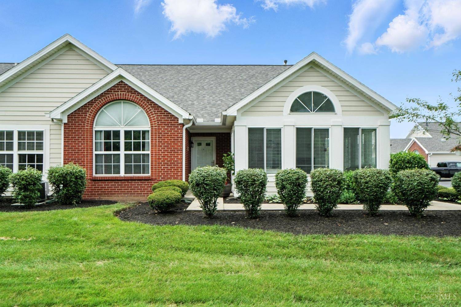West Chester, OH 45069,8442 Woodreed Dr