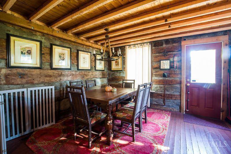 Indian Hill, OH 45242,8515 Hopewell Rd
