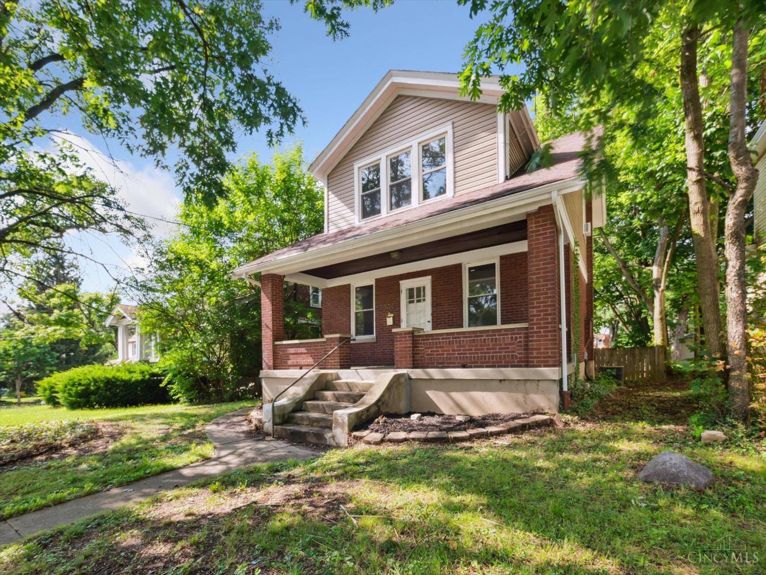 Cincinnati, OH 45211,3034 Montana Ave