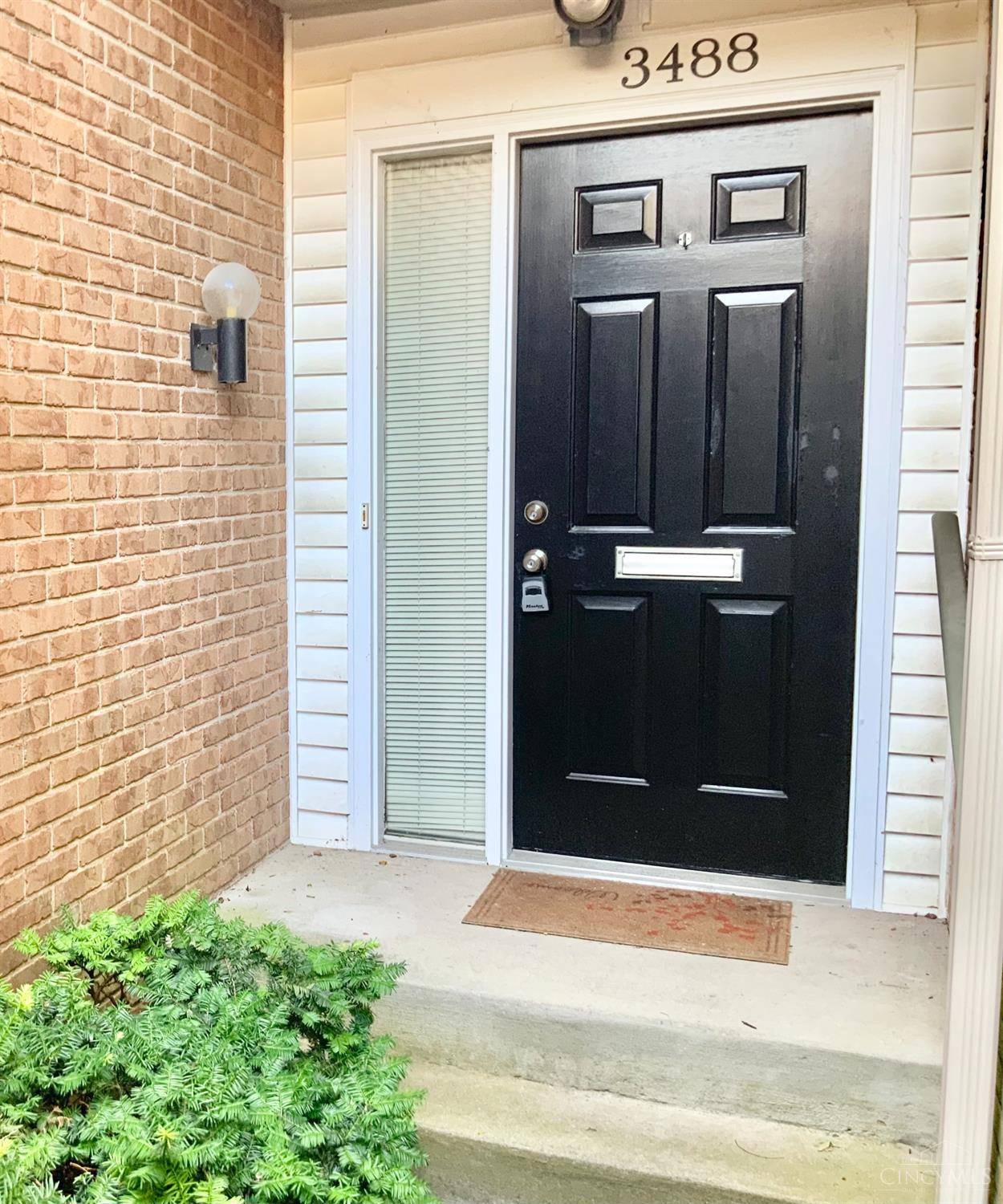Cincinnati, OH 45208,3488 Forestoak Ct