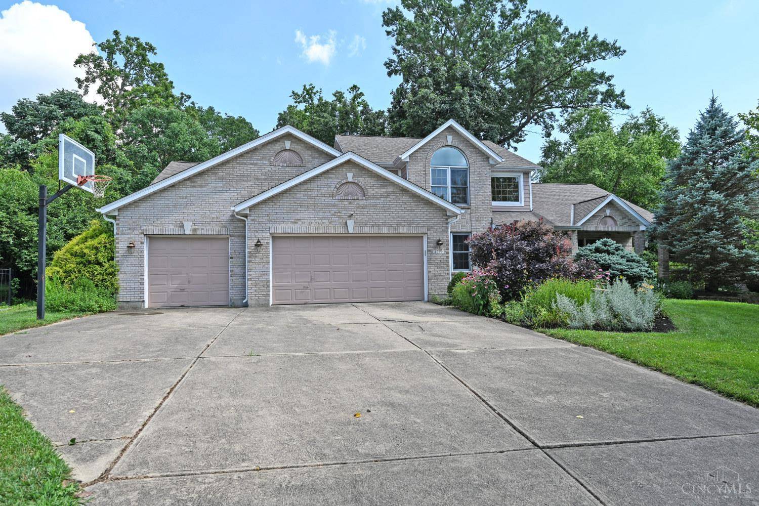 Liberty Twp, OH 45011,4399 Hidden Oaks Ln