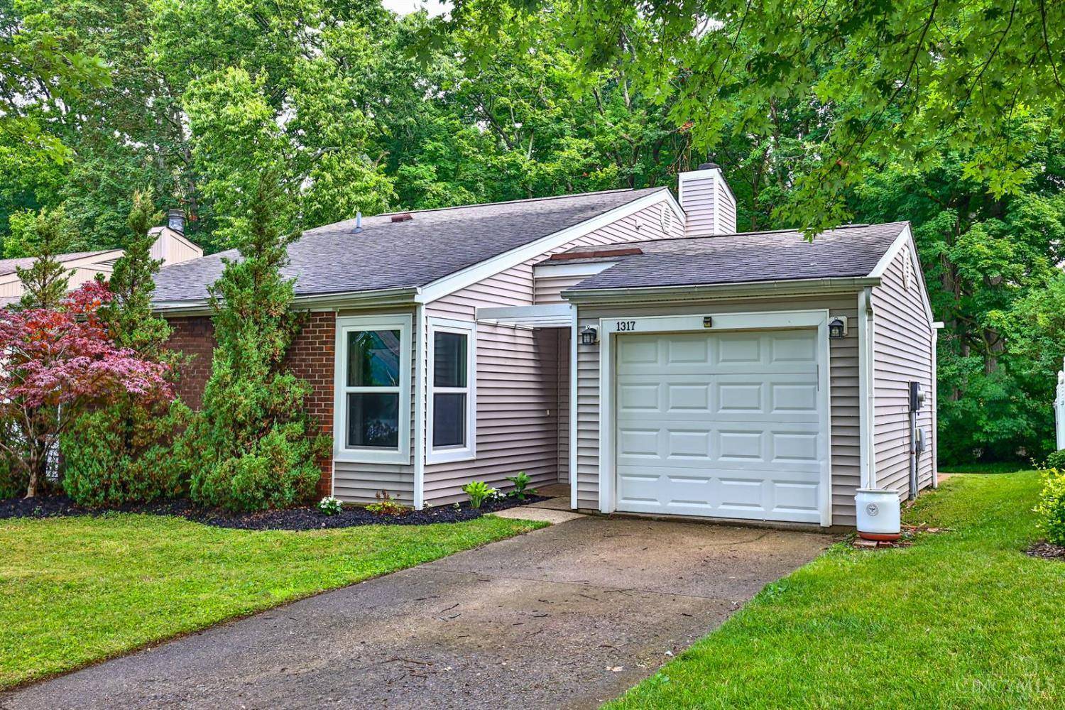 Anderson Twp, OH 45230,1317 Tallberry Dr