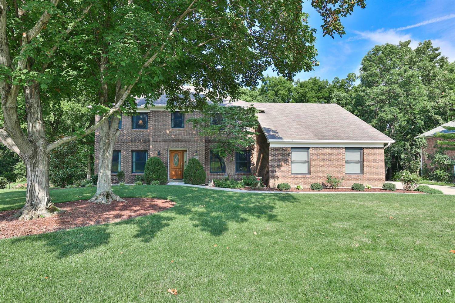 West Chester, OH 45069,8227 Bent Tree Dr