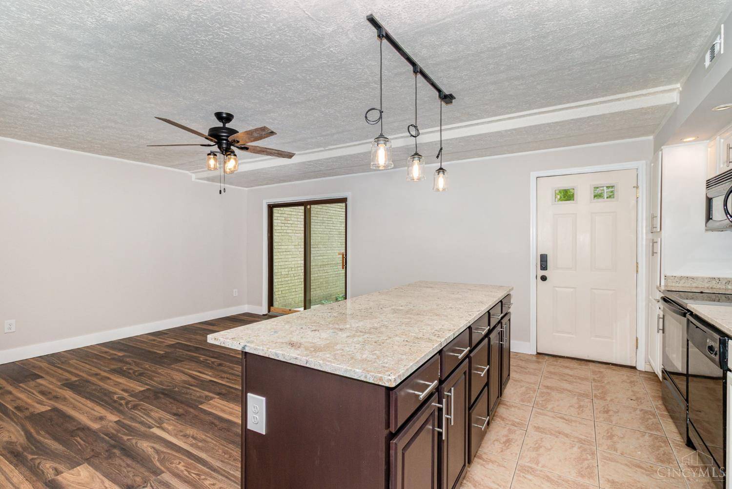 Cincinnati, OH 45204,2500 Warsaw Ave #29