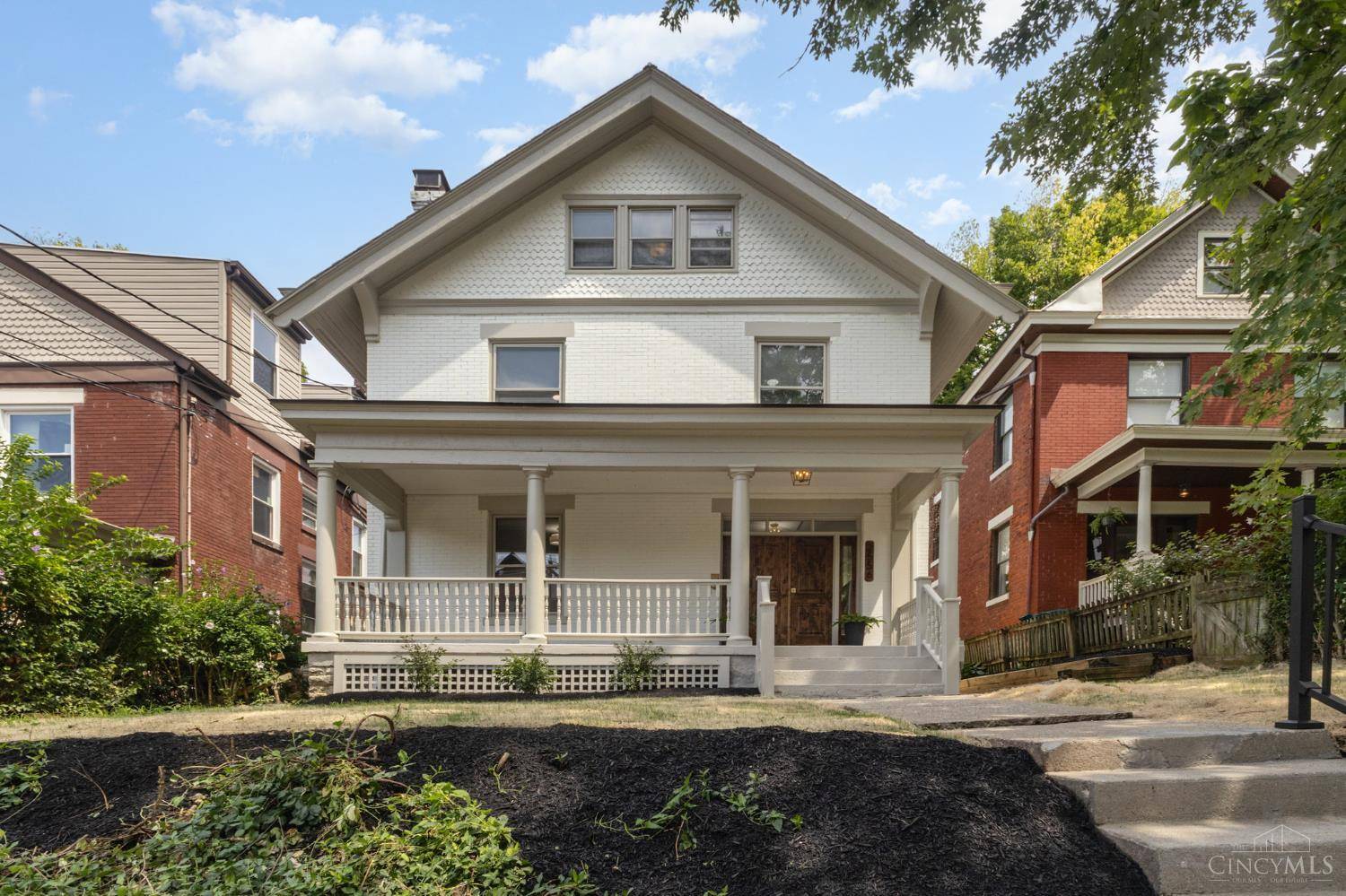 Cincinnati, OH 45206,2556 Ingleside Ave