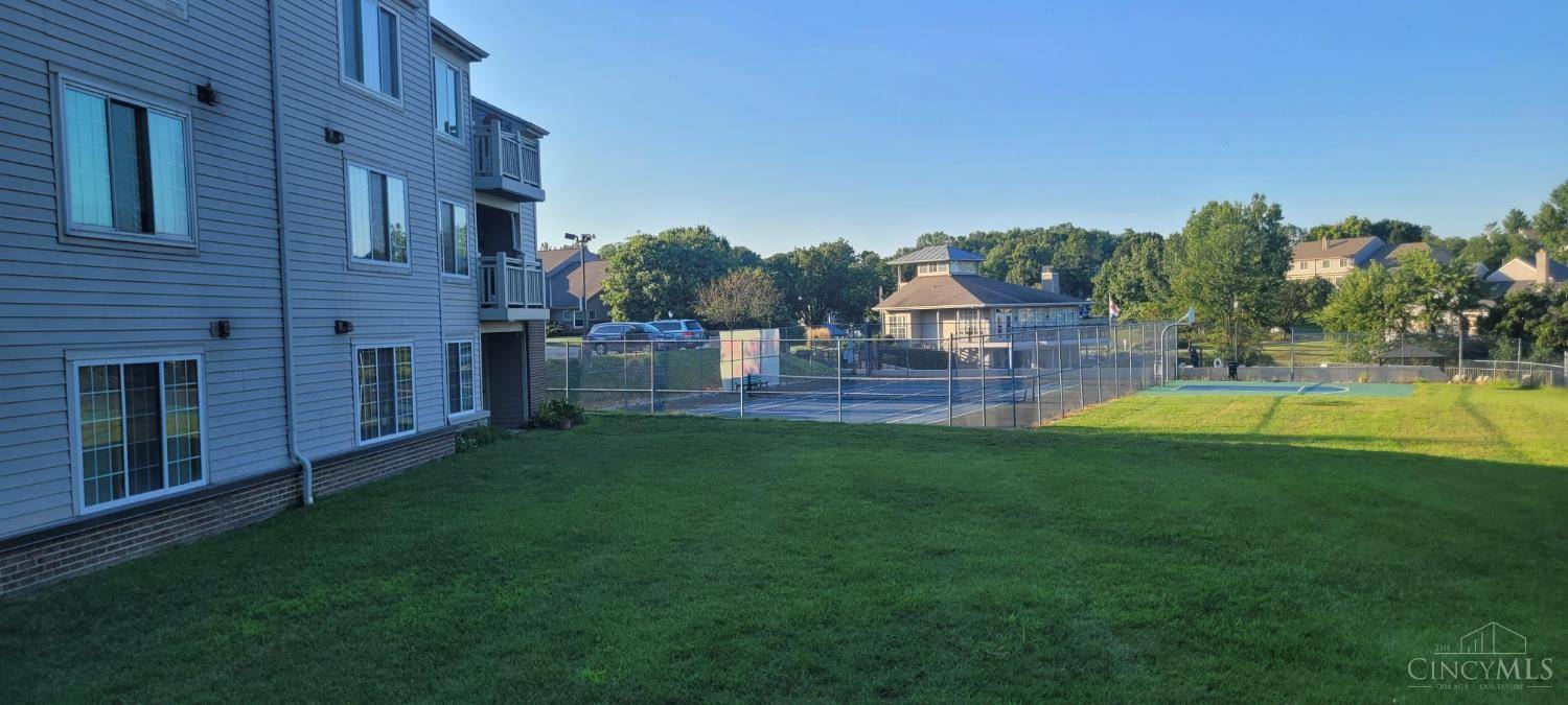 Colerain Twp, OH 45252,9940 Regatta Dr #201