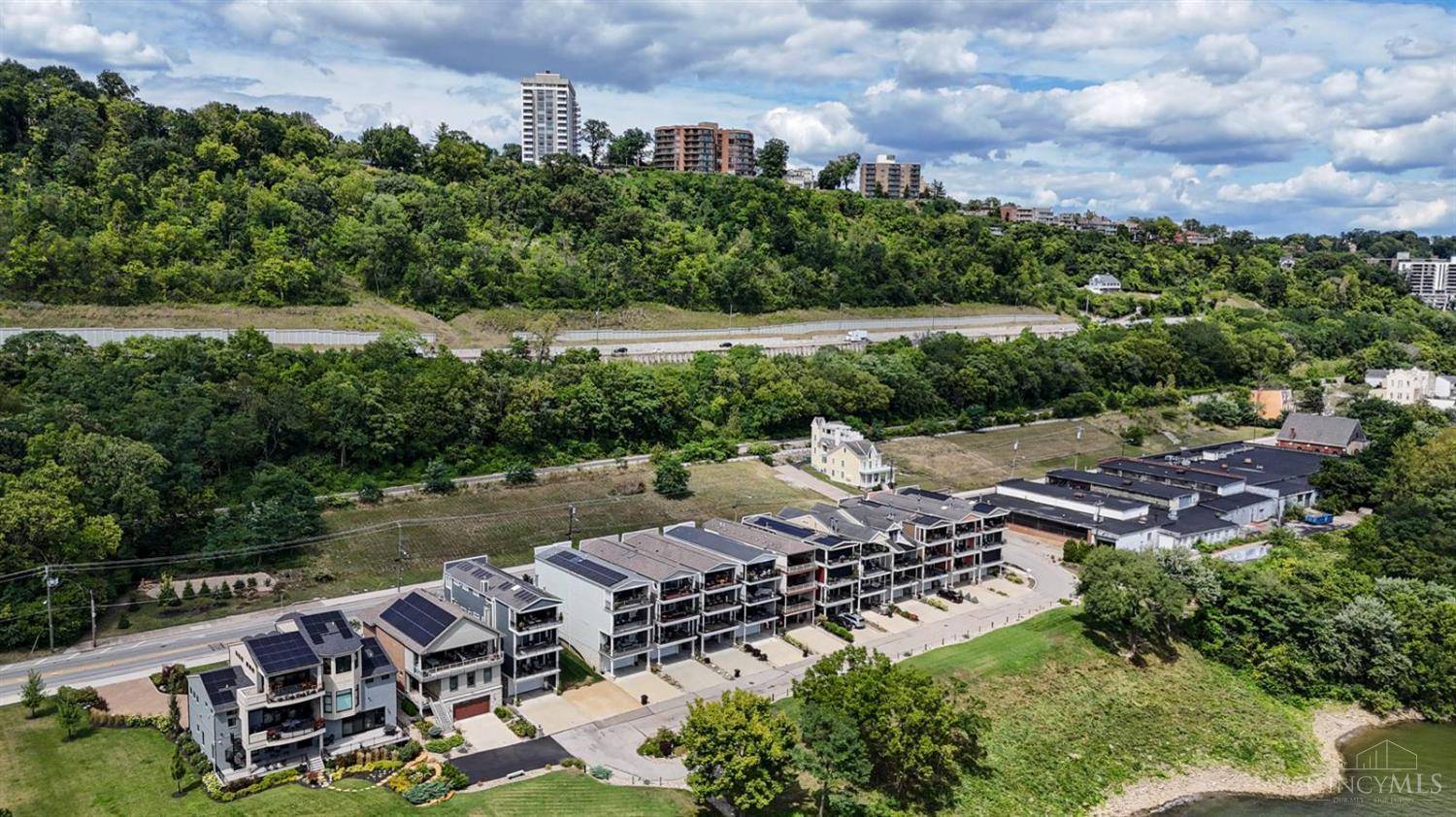 Cincinnati, OH 45202,1928 Riverside Dr