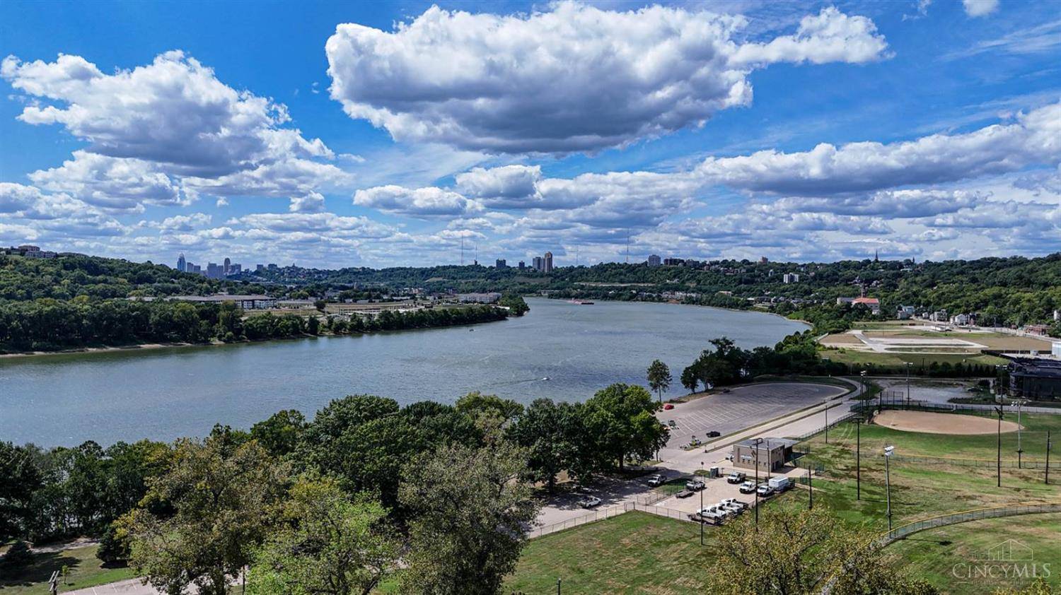 Cincinnati, OH 45226,3201 Riverside Dr