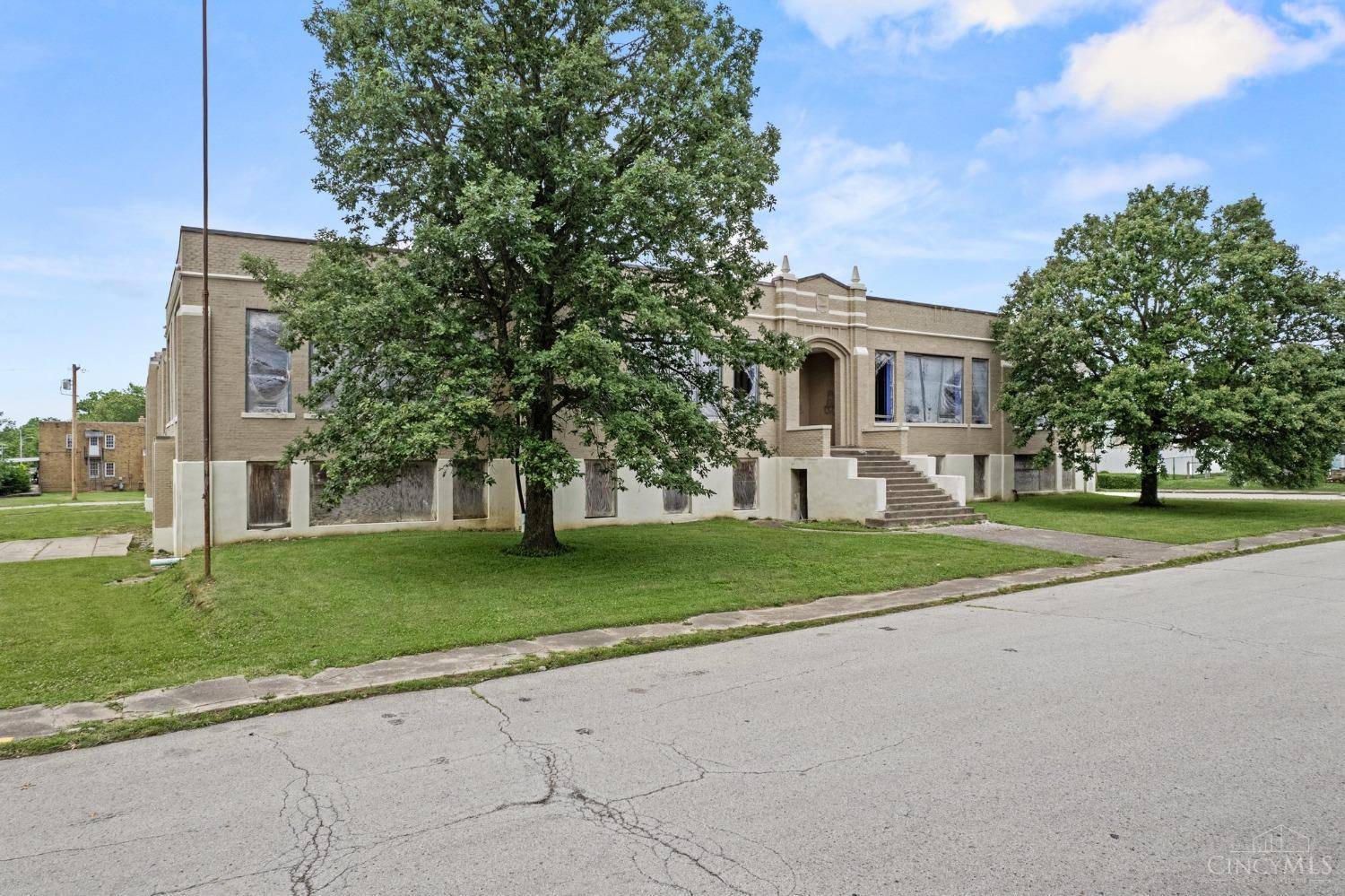 Georgetown, OH 45121,300 W State St